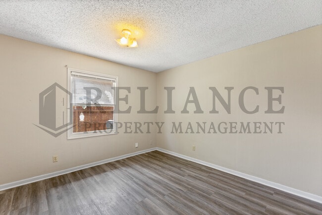 Building Photo - 1753 N Woodrow Ct