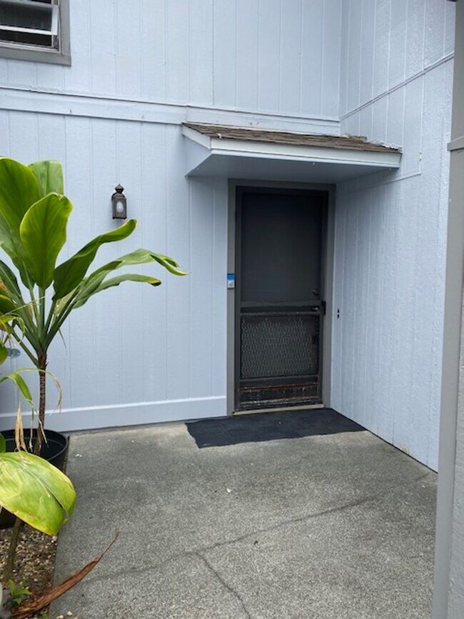 Building Photo - 47-185-185 Hui Akepa Pl