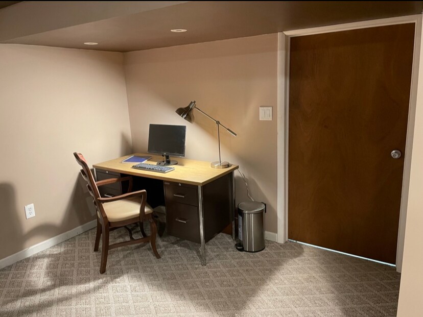 Building Photo - 183 Cynthia Dr