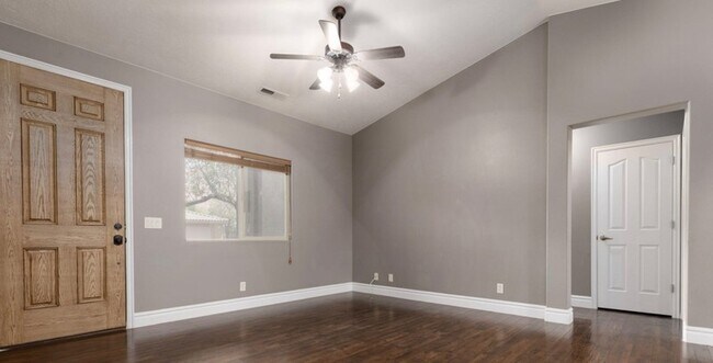 Building Photo - 357 W 225 S