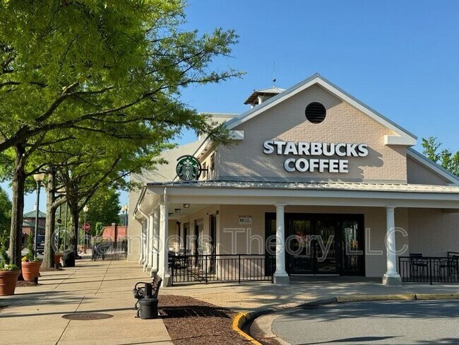 Building Photo - 46342 Summerhill Pl