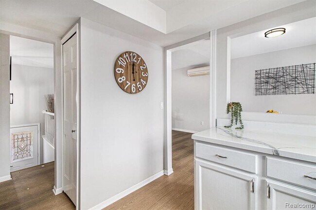 Building Photo - 13428 Sequoia Ln