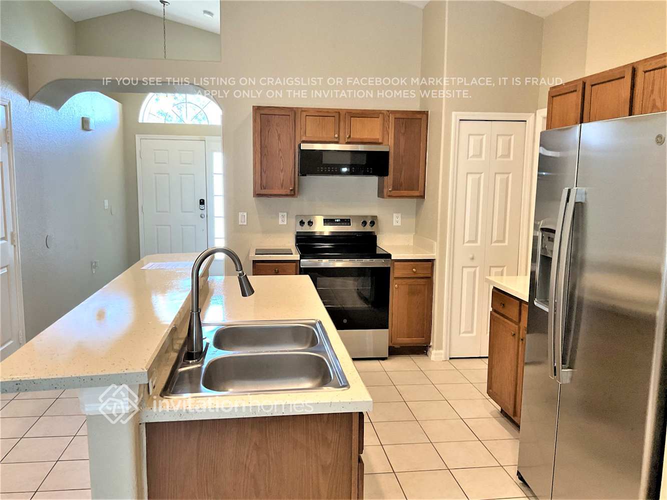 Building Photo - 102 Vine Dr