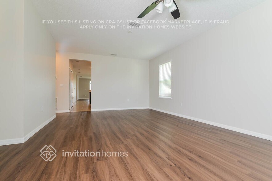 Building Photo - 5630 Silver Thistle Ln