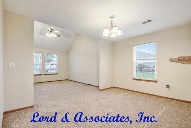 Building Photo - Two story, 3 Bdrm., 2 Bath Grain Valley