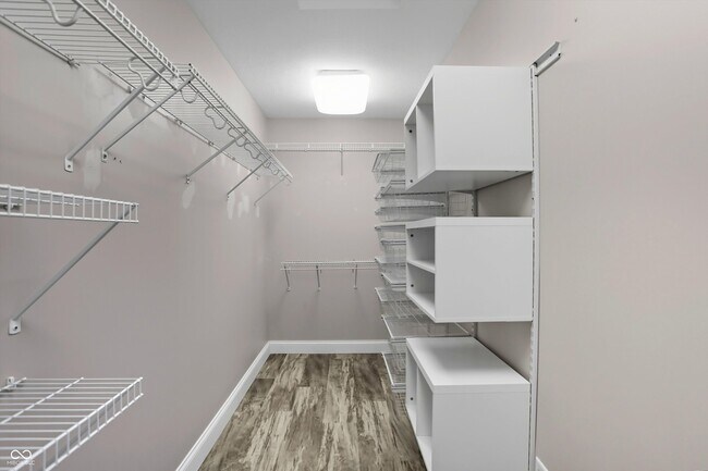 Building Photo - 12438 Hawks Landing Dr