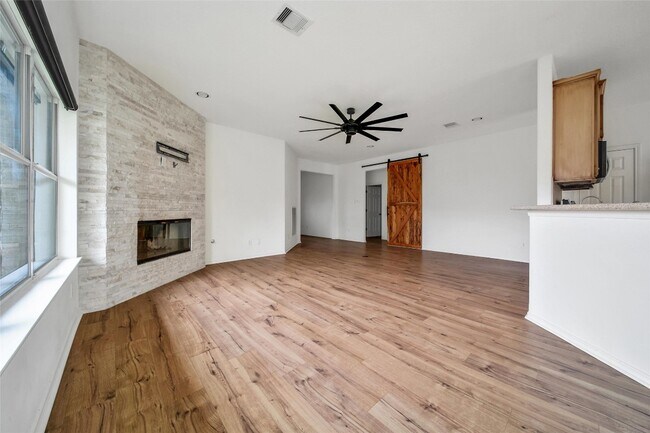 Building Photo - 15575 Kitty Hawk Dr