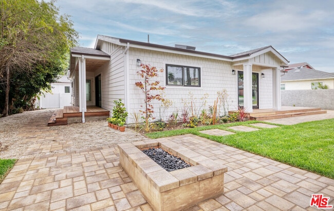 Building Photo - 4285 La Salle Ave
