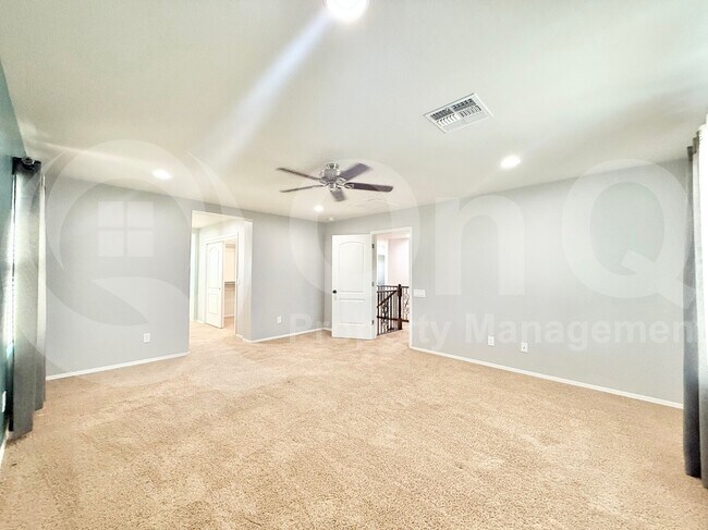 Building Photo - 3159 E Chisum Ln