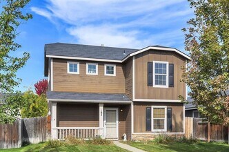 Building Photo - Coming soon! 4 bed 2.5 bath home in Meridian