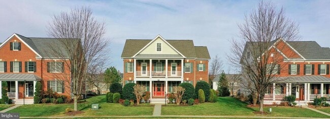 Building Photo - 23152 Evergreen Ridge Dr