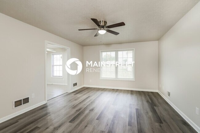 Building Photo - 4 Bedroom Pet-Friendly Home in FAIRDALE, KY with Main Street Renewal