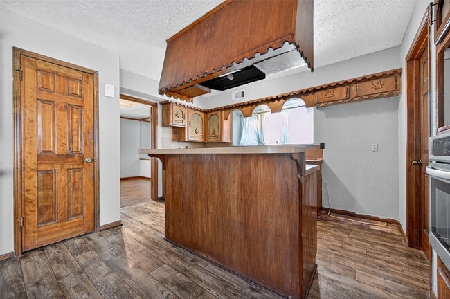 Building Photo - 5414 Spanish Oak Dr