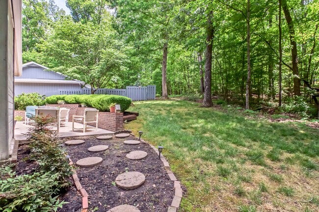 Building Photo - 260 Chuniloti Way