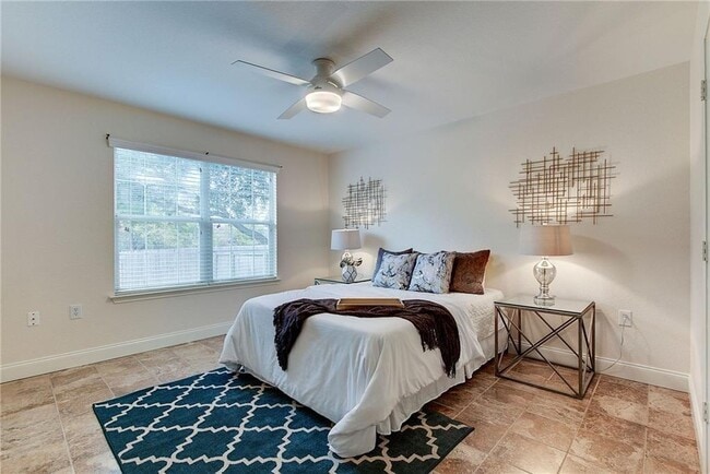 Building Photo - 7107 Alegre Pass