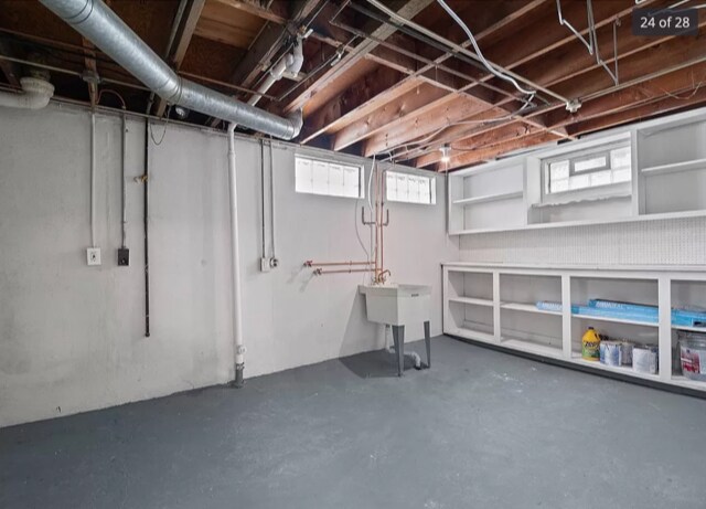 Rent 1700 with no washer/dryer included. 1750 with washer/dryer included - 18815 Fairway Ave