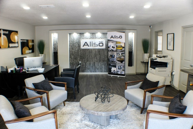 Building Photo - The Aliso