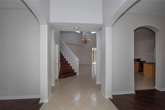Building Photo - 664 Cedar Forest Cir