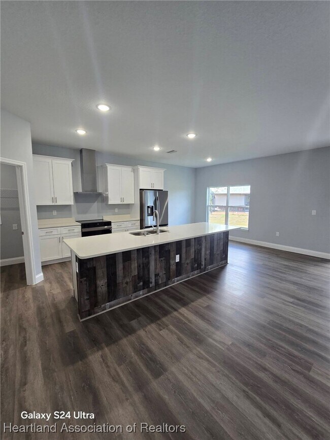 Building Photo - 5623 Angelo Cir