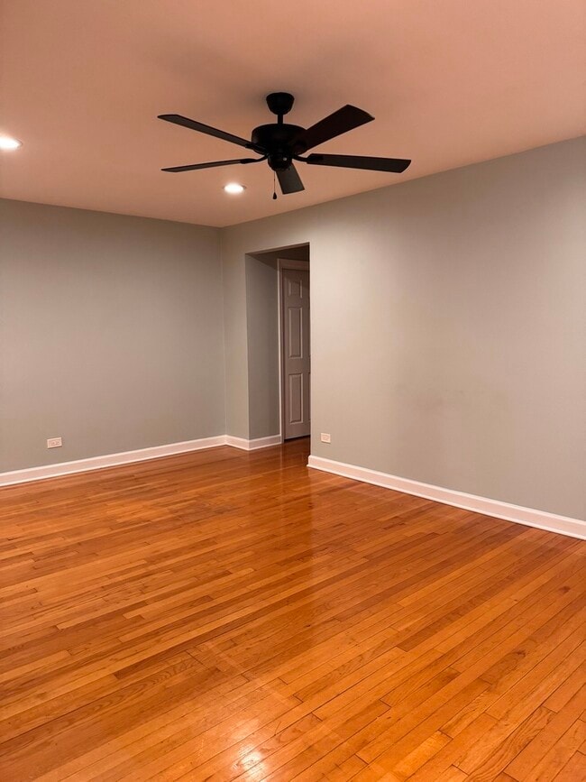 Building Photo - 705 Strom Dr