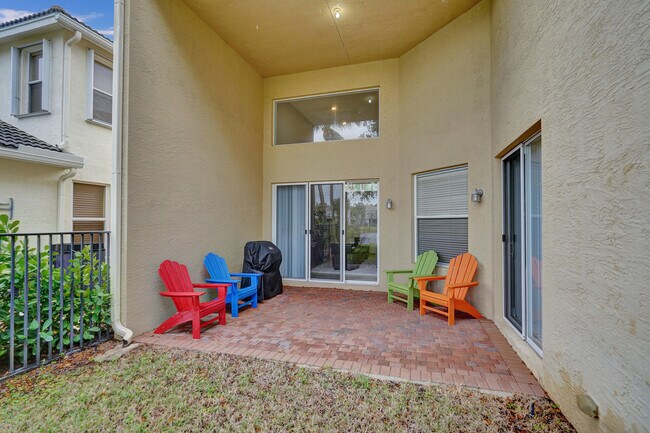 Building Photo - 8876 Sandy Crest Ln