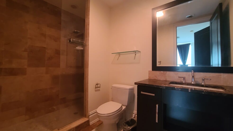 Building Photo - 3121 Central Ave