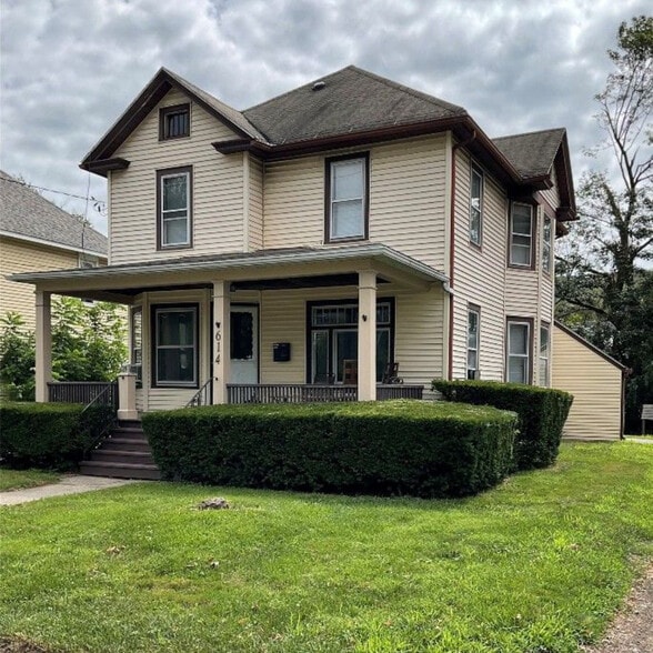 Building Photo - 614 Chenango St
