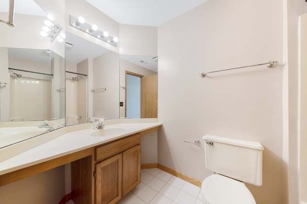 Building Photo - 5S510 Scots Dr