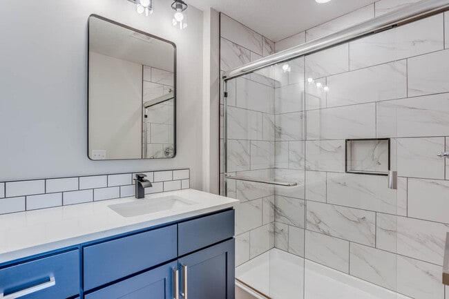 Building Photo - 3554 N Tyler Ct