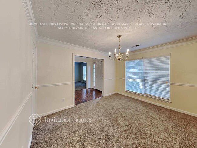 Building Photo - 1027 Shadow Lake Dr