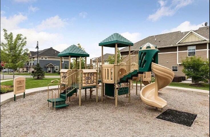 Building Photo - 3275 Red Oak Trl