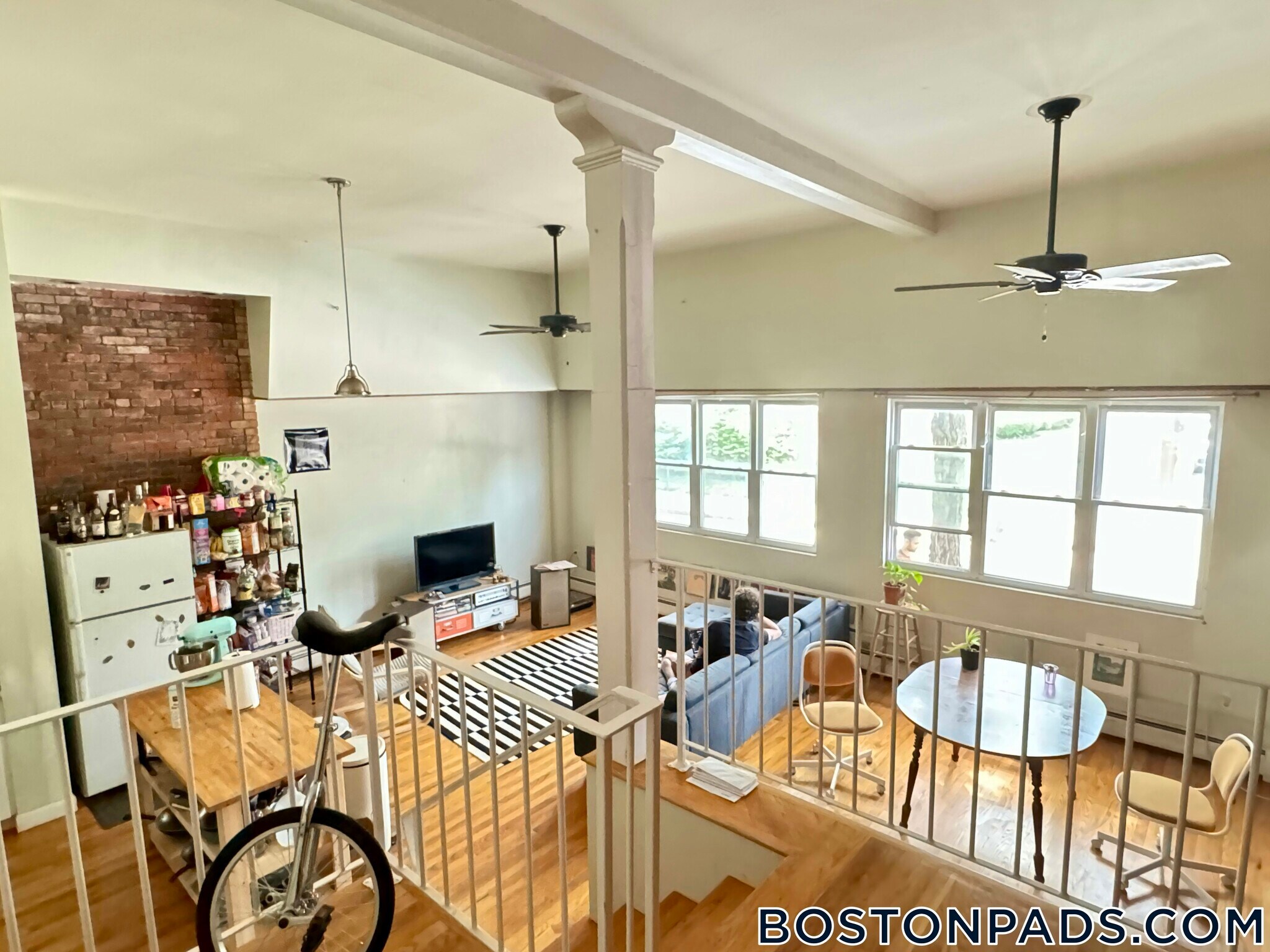 Building Photo - 108 Central St