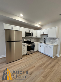 Building Photo - Recently Renovated 2 bedroom 1.5 bathroom ...