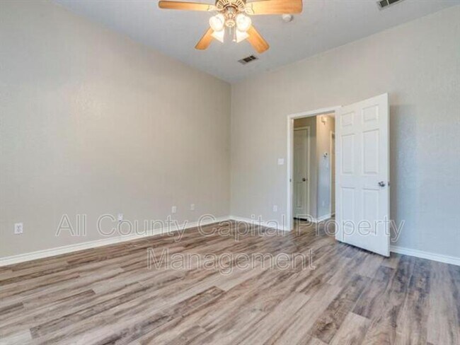 Building Photo - 125 Barton Rd