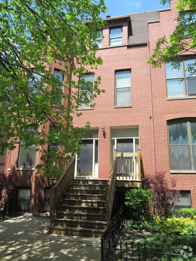 Building Photo - 1538 W Monroe St