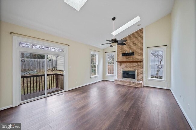 Building Photo - 1324 Pleasant Meadow Rd