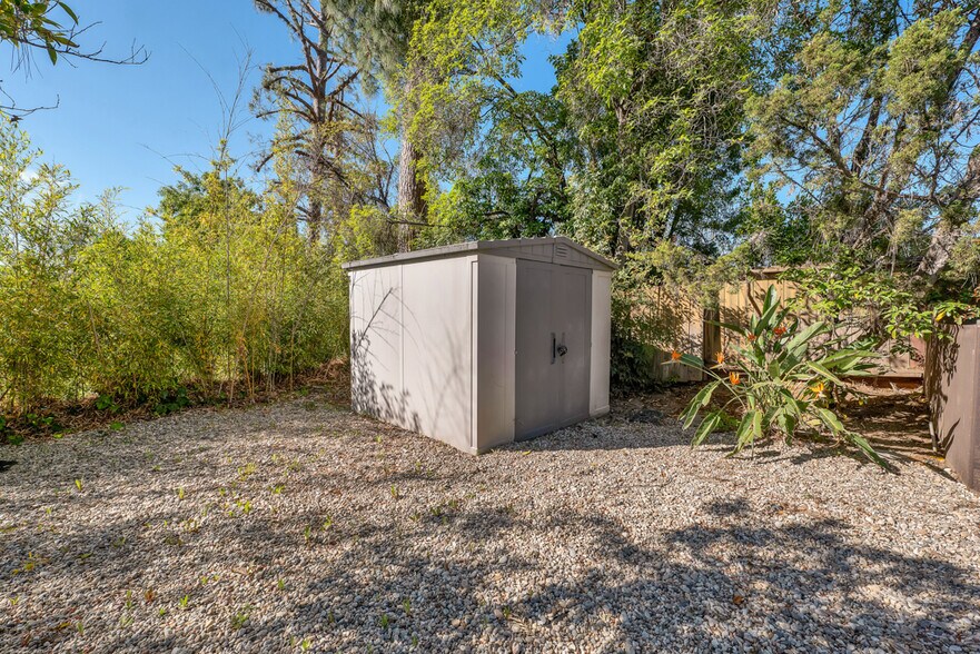 Building Photo - 4615 Arriba Dr