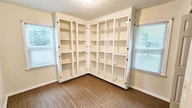 Building Photo - 3425 Brookside Dr