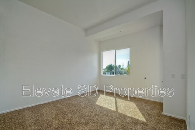 Building Photo - 2860 C St