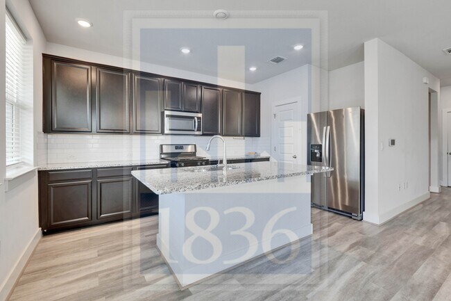 Building Photo - 7508 Chesapeake Rail Ln