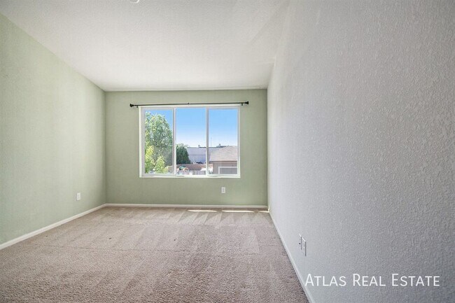 Building Photo - 15165 E 16th Pl