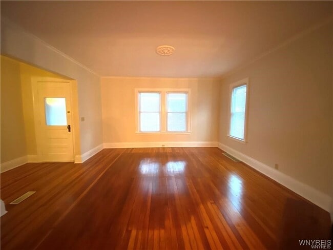 Building Photo - 32 Highland Ave