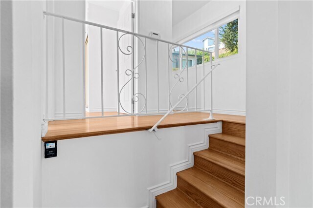 Building Photo - 1212 Alta Paseo