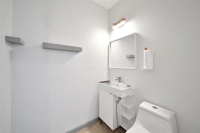 Building Photo - 6215 Jacob Canyon Dr
