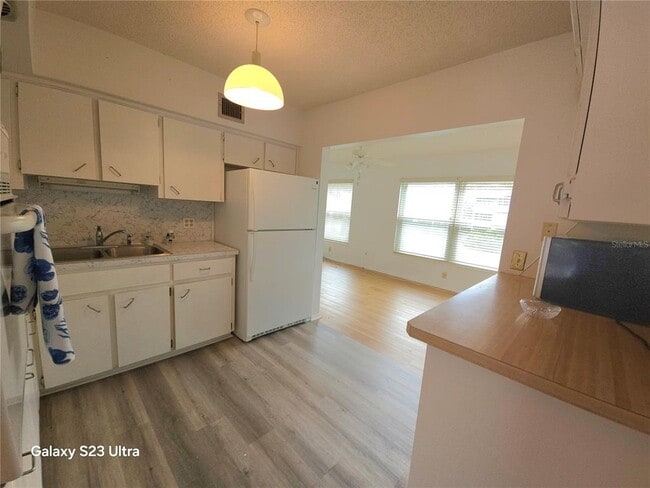 Building Photo - 2386 Sumatran Way