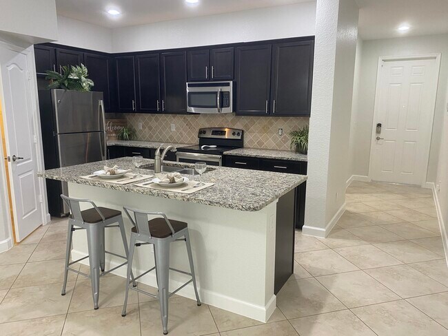 Building Photo - 9550 SW Purple Martin Way