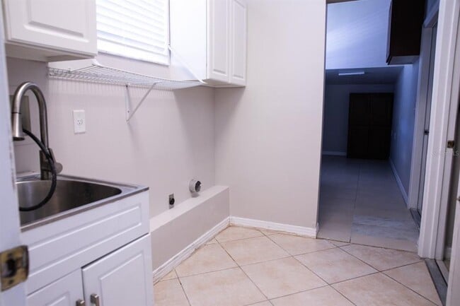 Building Photo - 9768 Bay Vista Estates Blvd