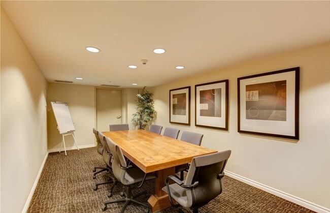 Building Photo - 1Bd/1Ba Seattle Condo