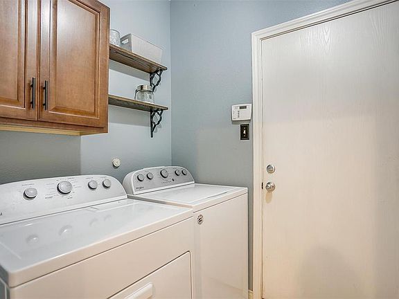 Building Photo - 2353 Clairborne Dr