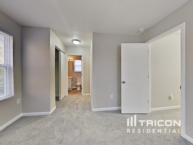Building Photo - 434 Tribune Dr